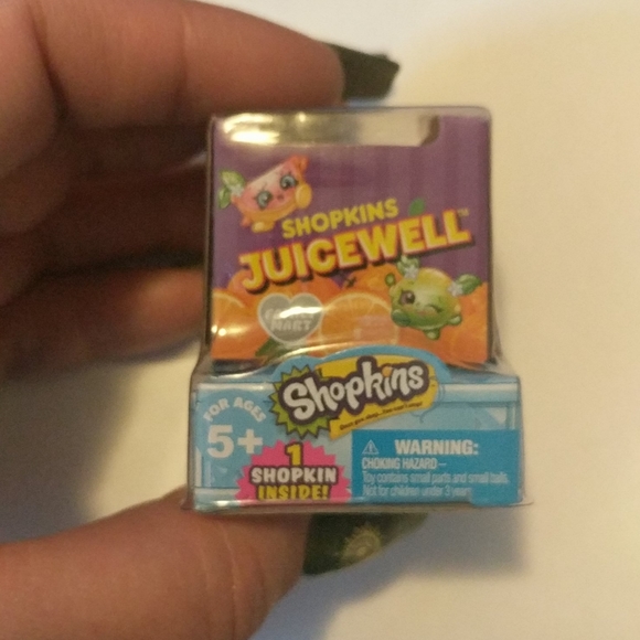 Shopkins Family Mini Packs - Picture 3 of 7